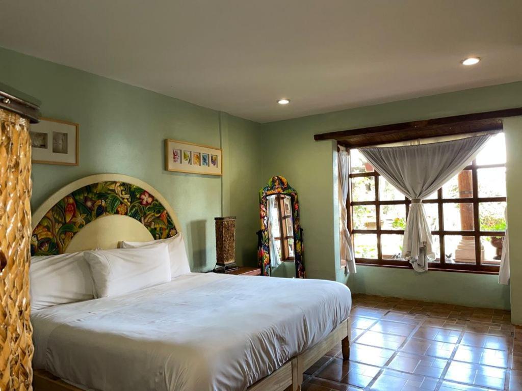 Eco Hotel Ixhi Pátzcuaro Екстериор снимка