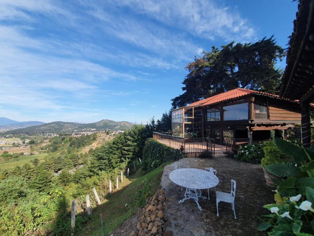 Eco Hotel Ixhi Pátzcuaro Екстериор снимка