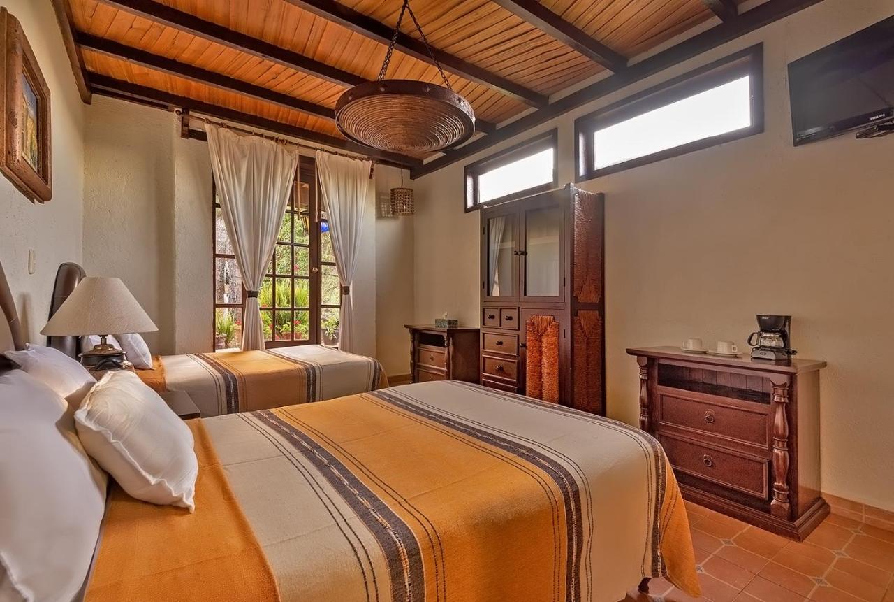 Eco Hotel Ixhi Pátzcuaro Екстериор снимка