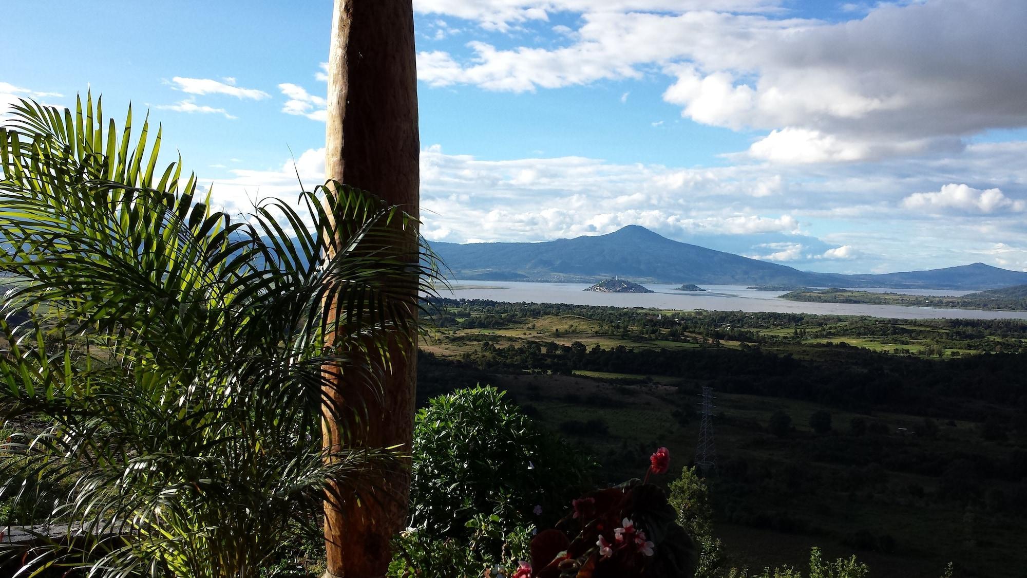 Eco Hotel Ixhi Pátzcuaro Екстериор снимка